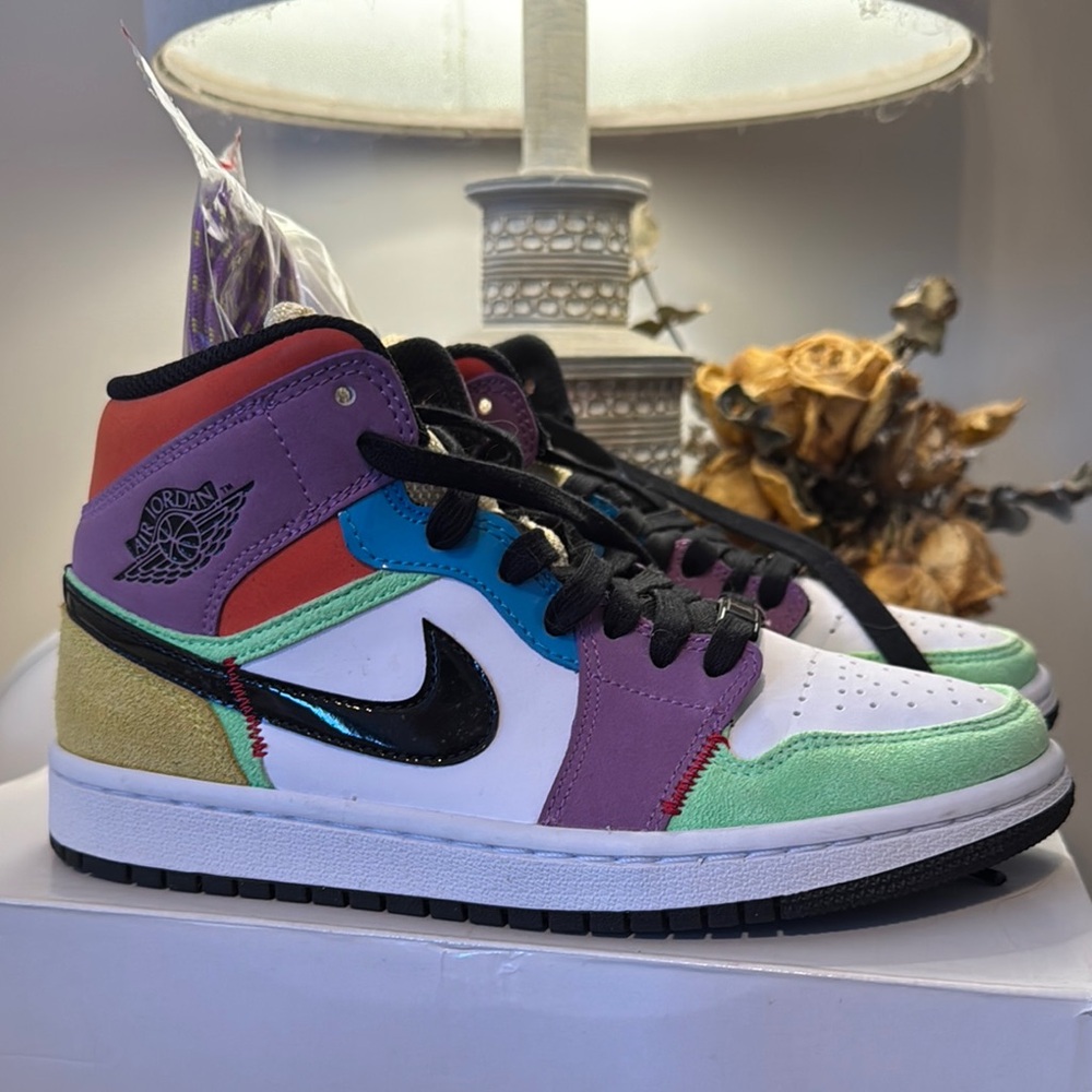Jordan Women's Sneakers Multicolor